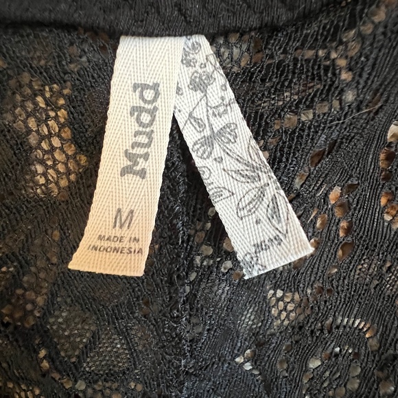 MUDD Black Lace Padded Cross Back Bralette-Size Medium-EUC - Picture 2 of 5